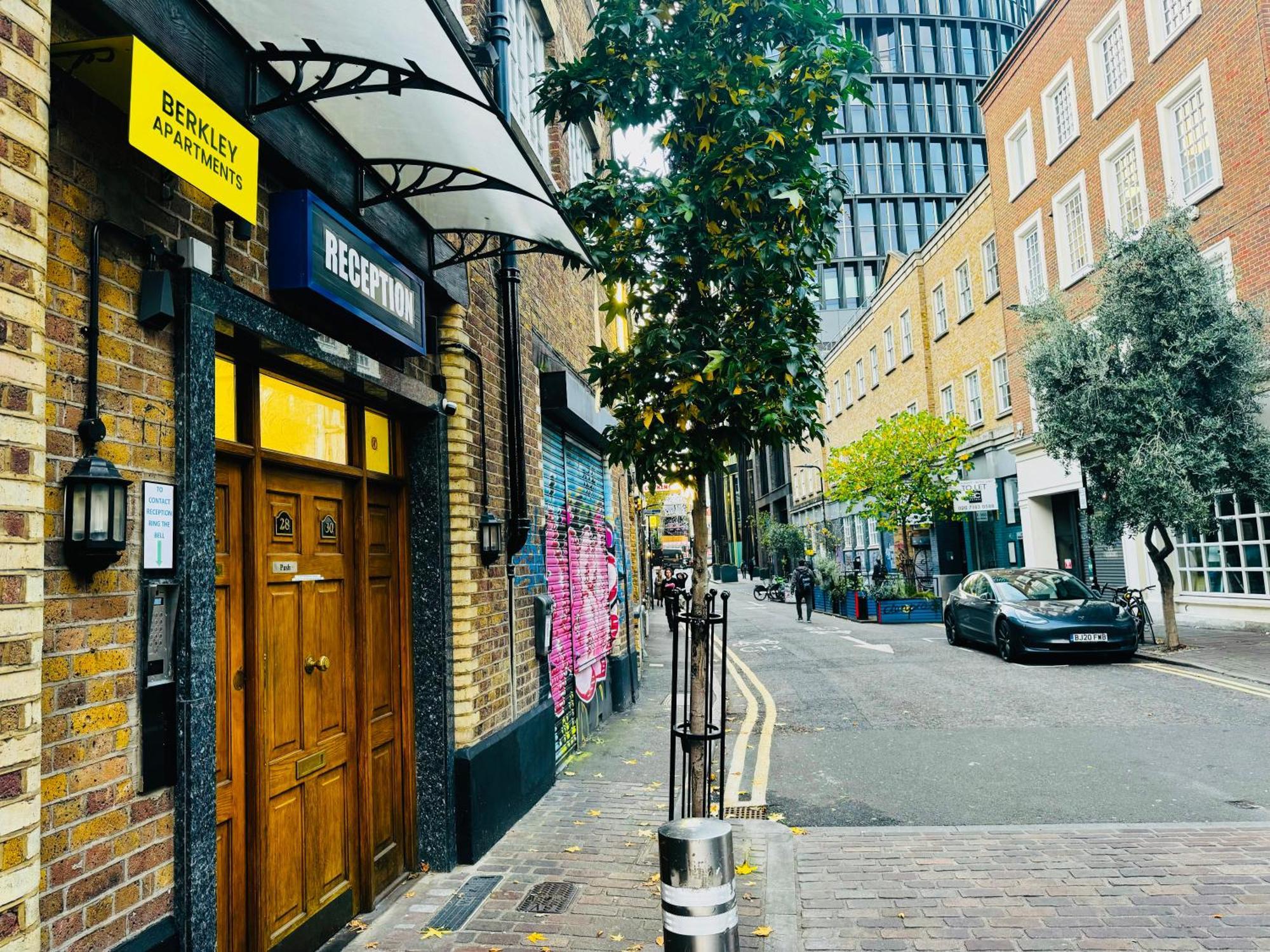 Berkley Apartments London Luaran gambar